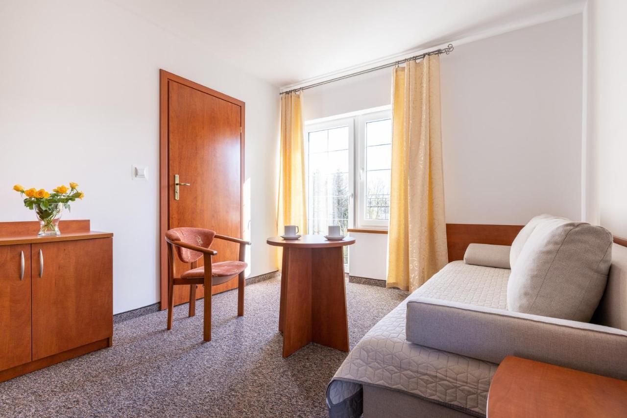 Dom Gościnny Albatros I Rewal Exterior foto